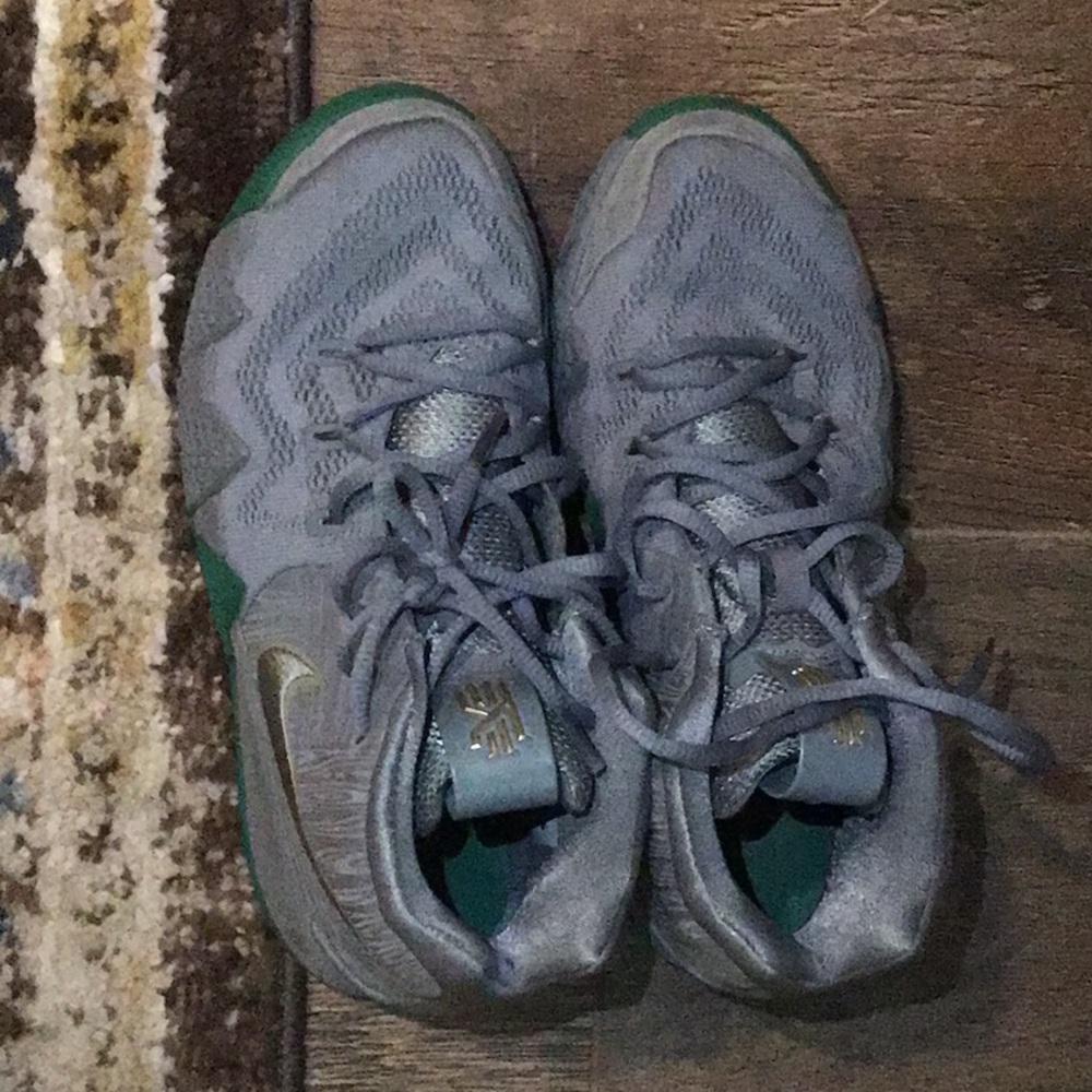 Kyrie 4’s - Picture 2 of 4
